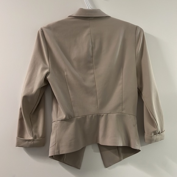 Dynamite XS Tan Blazer Lightweight - Picture 3 of 5